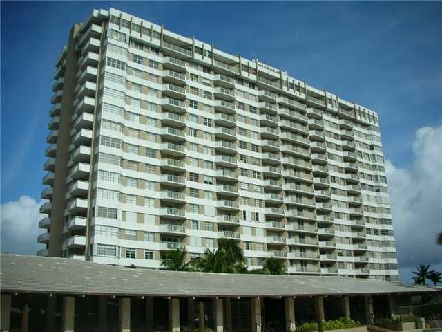 1965 S OCEAN DR # 7 D, Hallandale, FL 33009