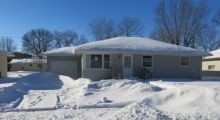 1813 Ives Ave N Glencoe, MN 55336