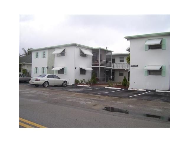 725 NE 4TH ST # 107, Hallandale, FL 33009