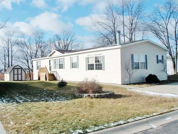 176 CHESTNUT CIRCLE W, Davison, MI 48423