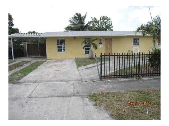 4961 Nw 198th St, Opa Locka, FL 33055