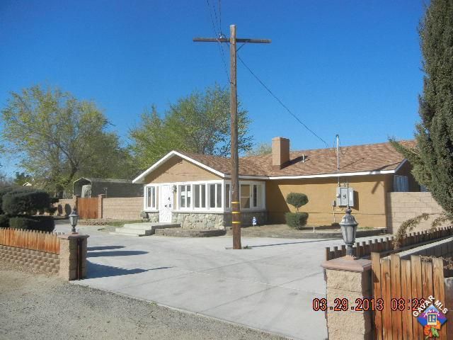 44025 40th St E, Lancaster, CA 93535