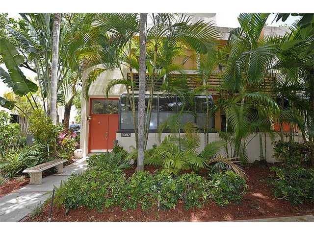 3087 NE 183 LN # 87, North Miami Beach, FL 33160