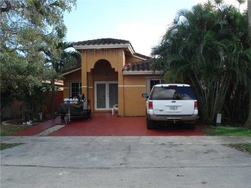 3112 W 70 ST, Hialeah, FL 33018