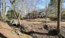 2815 Stoneglen Close Roswell, GA 30076