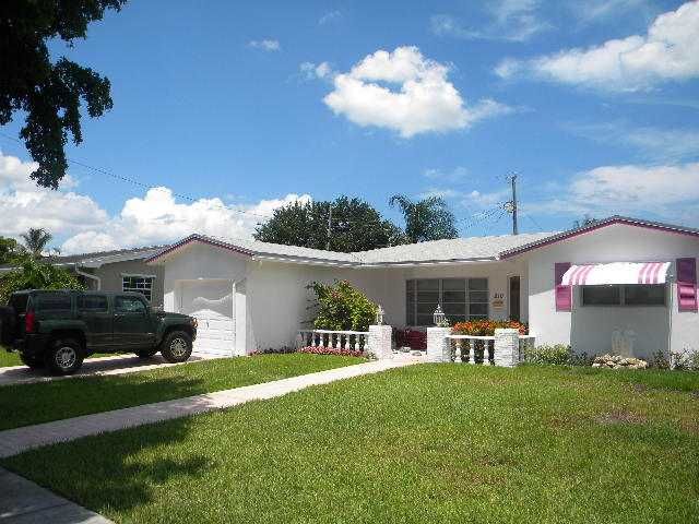 2109 N 31ST RD, Hollywood, FL 33021