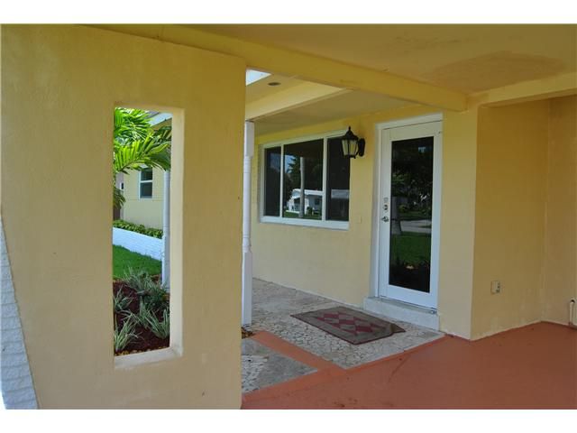 2108 N 14th Ter, Hollywood, FL 33020