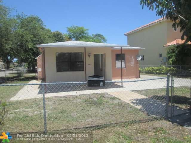 5647 Lincoln St, Hollywood, FL 33021