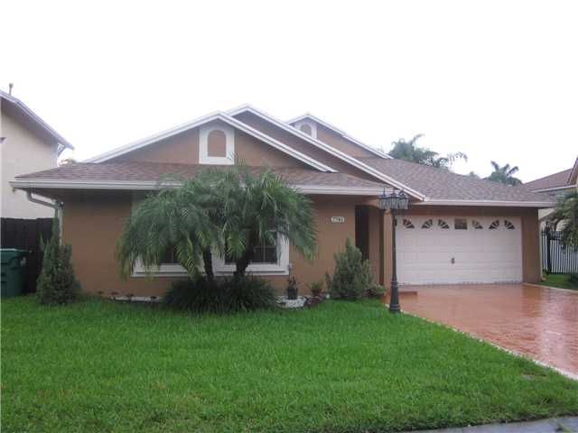 7741 NW 192 ST, Hialeah, FL 33015