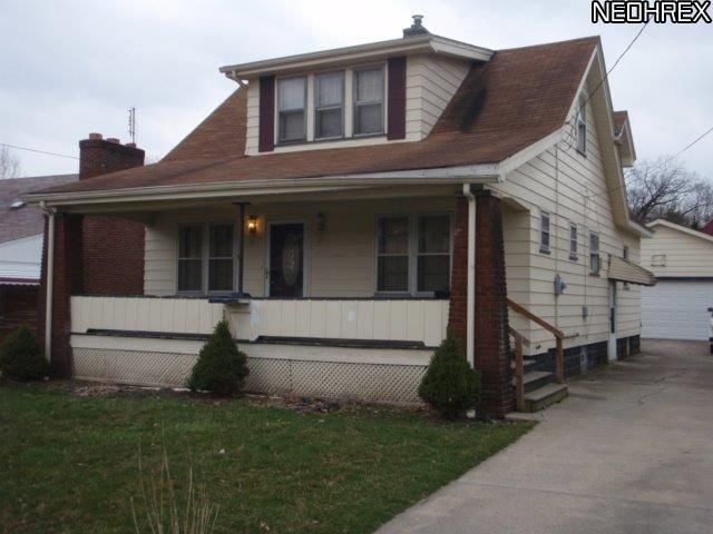 108 Glacier Ave, Youngstown, OH 44509