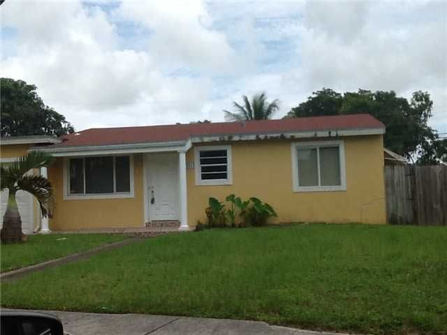 2261 SW 67TH AV, Hollywood, FL 33023