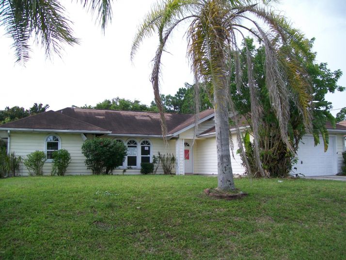 1050 Sw Provincetown Ln, Port Saint Lucie, FL 34953