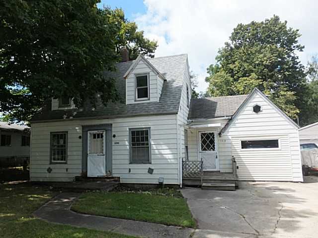 3210 Viking St, Lansing, MI 48911