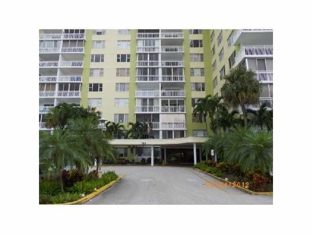 4400 HILLCREST DR # 703B, Hollywood, FL 33021