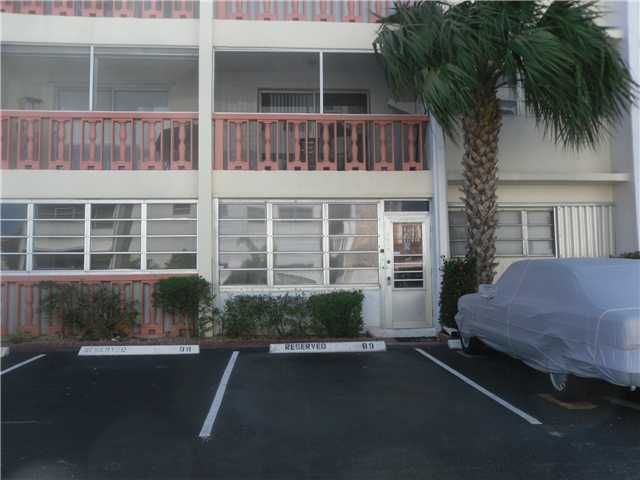 215 SE 3RD AV # 106-D, Hallandale, FL 33009