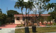 439 W 40 PL Hialeah, FL 33012