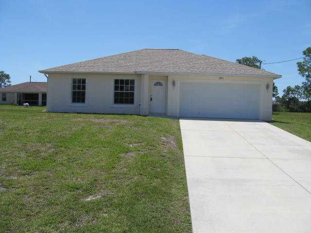 2836 Nw 21st Pl, Cape Coral, FL 33993