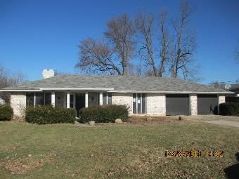 106 W Mulberry St, Gaston, IN 47342