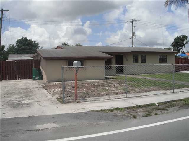 5451 Nw 167th St, Opa Locka, FL 33055