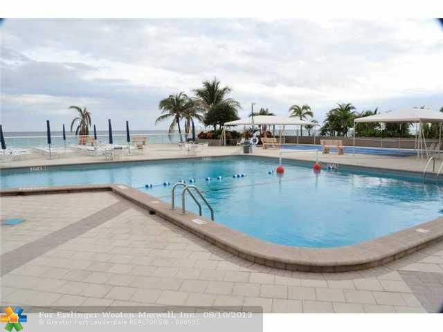 2030 S OCEAN DR # 1216, Hallandale, FL 33009