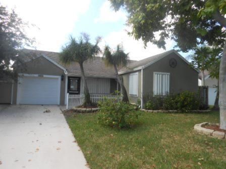 5742 Pebble Brook Ln, Boynton Beach, FL 33472