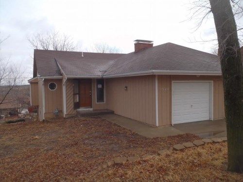 3524 SW Skyline Pkwy, Topeka, KS 66614