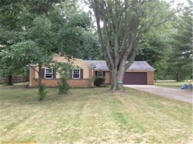 320 Bon Aire Dr, Tipp City, OH 45371