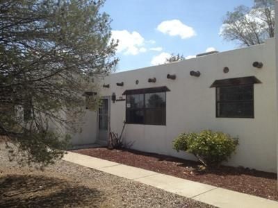 195 Lisbon Ave Se, Rio Rancho, NM 87124