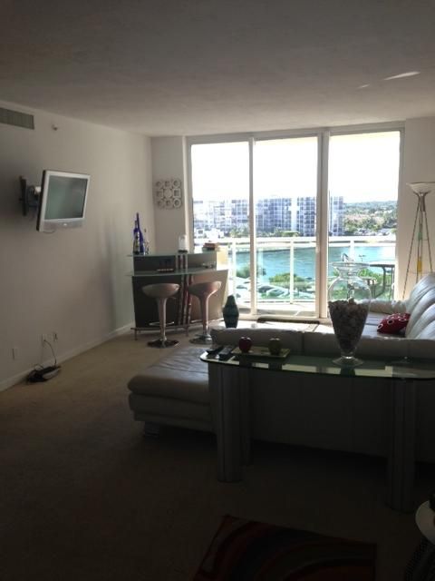 3001 S OCEAN DR # 831E, Hollywood, FL 33019