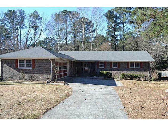 2317 Amber Woods Drive, Snellville, GA 30078