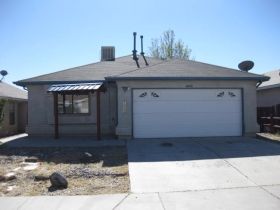 10420 Johncock Ave SW, Albuquerque, NM 87121