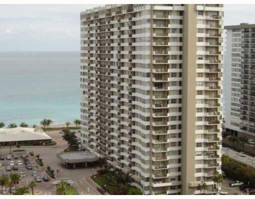 1980 S OCEAN DR # PH P, Hallandale, FL 33009