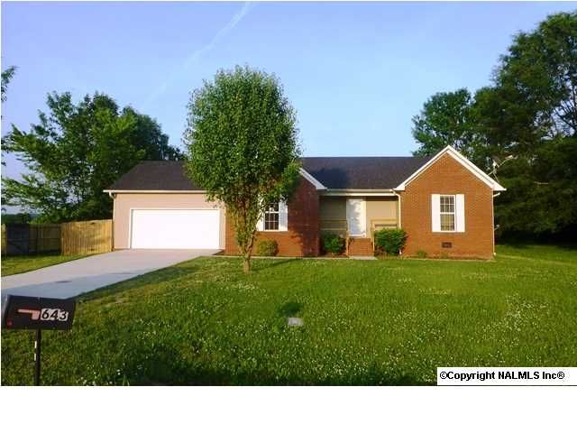 643 Ed Spears Rd, Owens Cross Roads, AL 35763