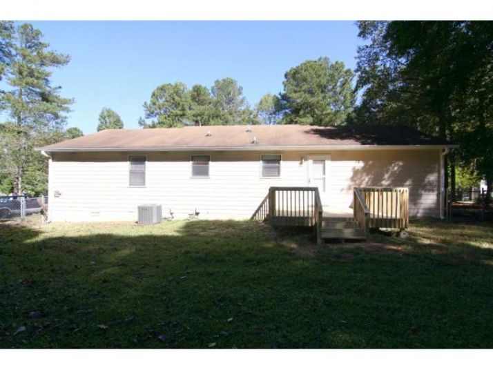 333 Mona Place, Dallas, GA 30132