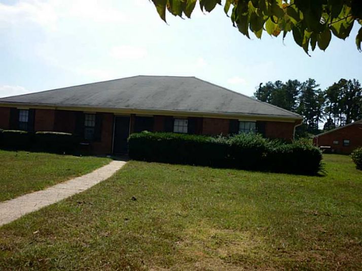 703 Still Lake Drive, Lawrenceville, GA 30046