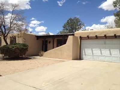 303 Rincon De Romos Dr Se, Rio Rancho, NM 87124