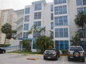 17570 Atlantic Blvd #118, North Miami Beach, FL 33160