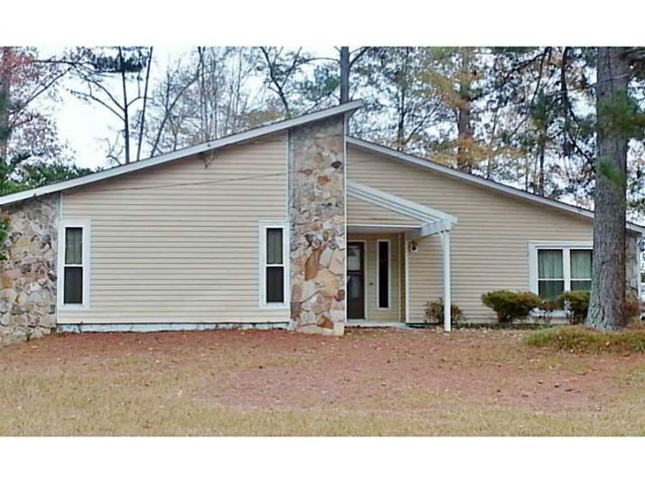 7300 Buck Creek, Fairburn, GA 30213