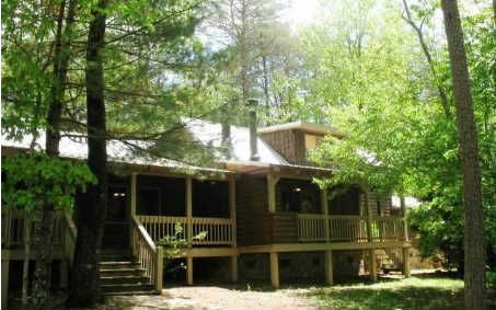 25 Briar Creek Dr, Ellijay, GA 30540