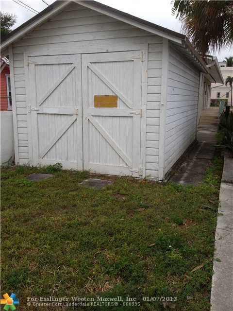 104 S J ST 1, Lake Worth, FL 33460