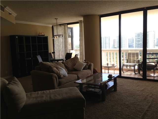 1000 ISLAND BL # 2207, North Miami Beach, FL 33160