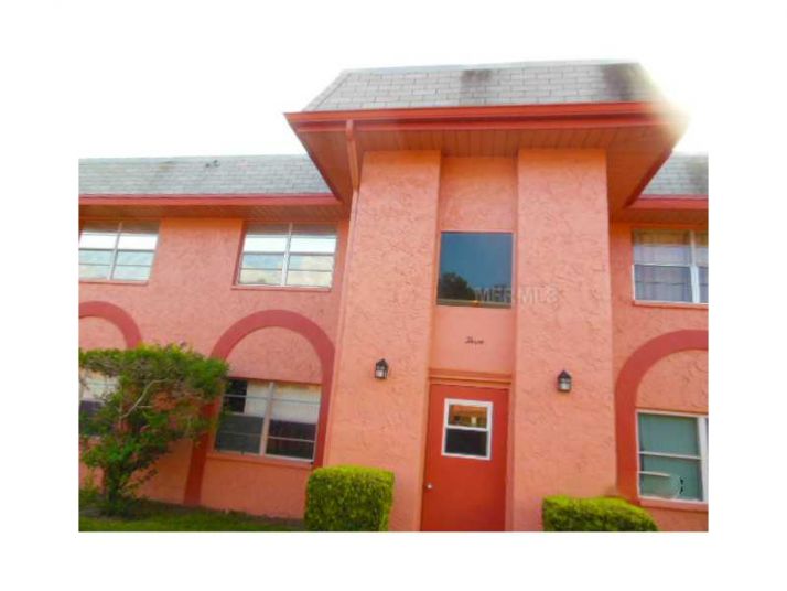 620 62nd Ave N Apt 1210, Saint Petersburg, FL 33702