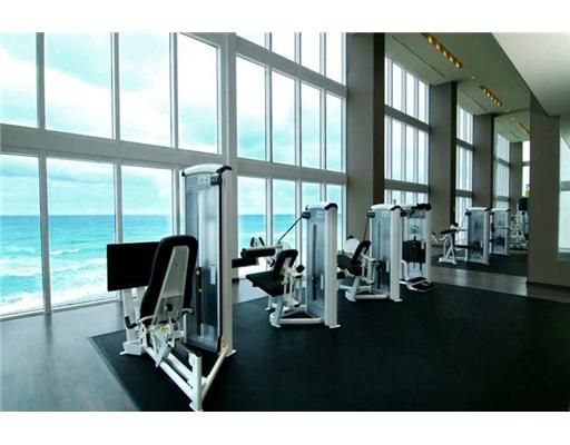 1830 S Ocean Dr # 1809, Hallandale, FL 33009