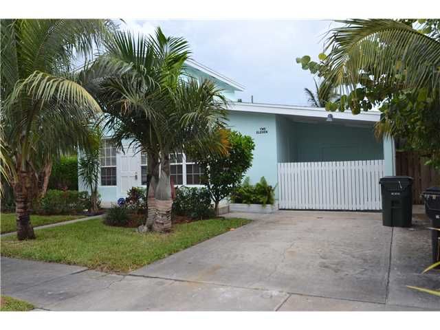 211 DARTMOUTH DR, Lake Worth, FL 33460