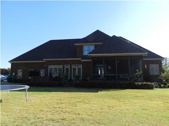 103 Golfview Dr., Muscle Shoals, AL 35661