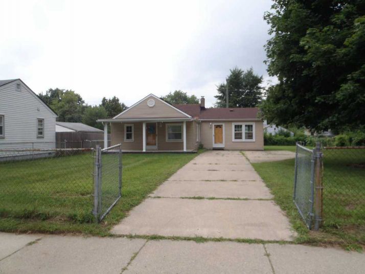 6066 Hampden St, Taylor, MI 48180