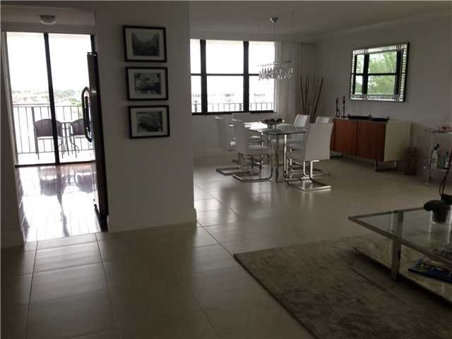 18151 NE 31 CT # 717, North Miami Beach, FL 33160