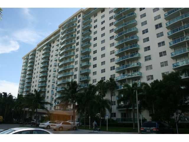 19390 Collins Ave Apt 603, North Miami Beach, FL 33160