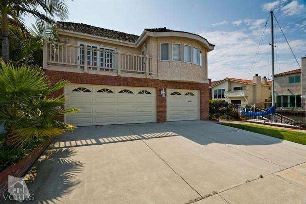 2015 Ravoli Drive, Oxnard, CA 93035