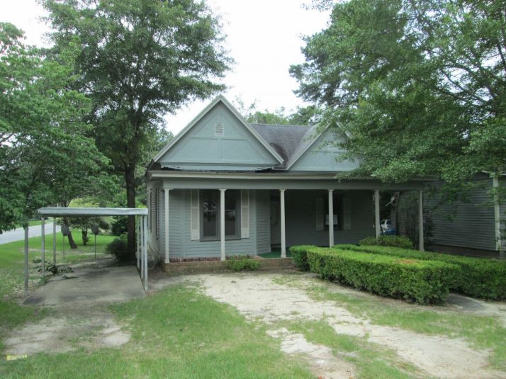 416 21st Avenue E, Cordele, GA 31015